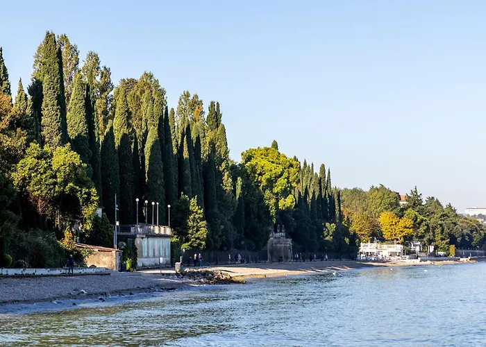 Il Mansio Vegan And Restaurant Hotel *